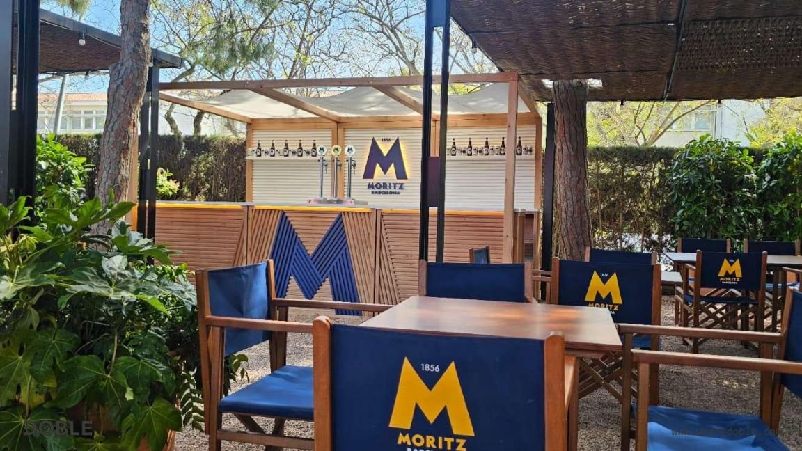 Moritz — Terraza y barra